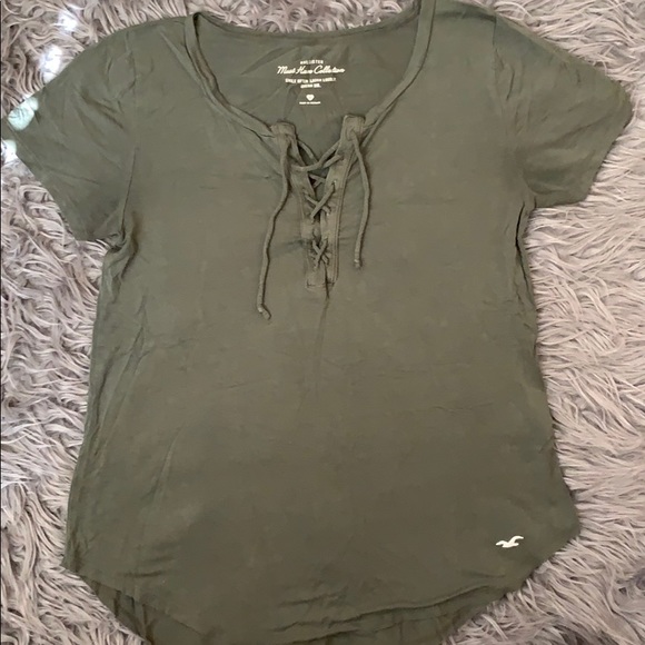 Hollister Tee Set - Picture 2 of 4